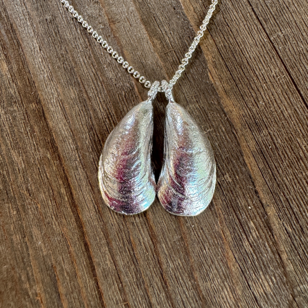 Miracle Beach Mussel Shell Pendant (Duo)